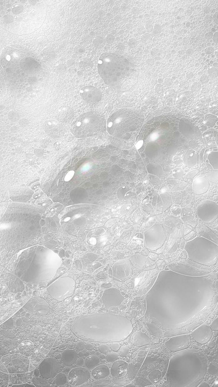 Essential ultra-rich shower gel